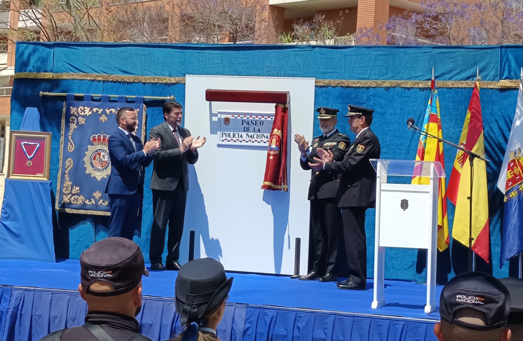 Inauguración del Paseo de la Policía Nacional en Alicante