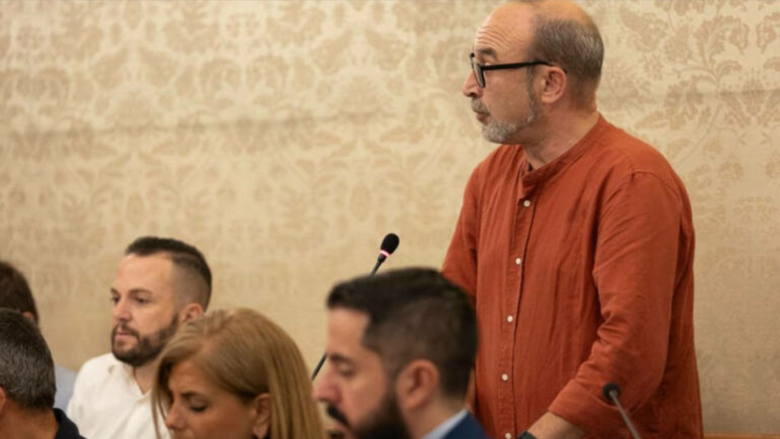 Manolo Copé en un pleno del Ayuntamiento de Alicante