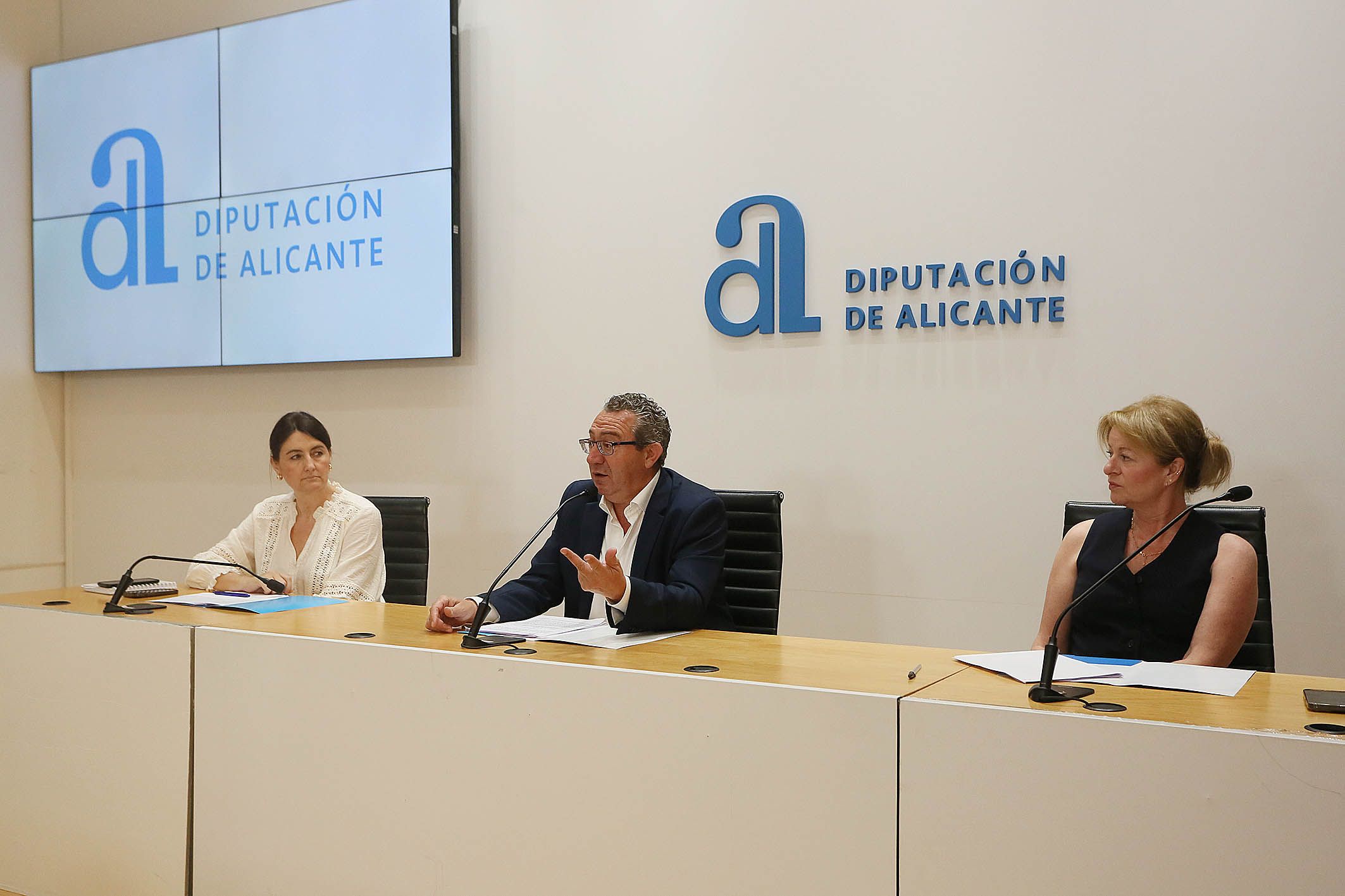 Rueda de prensa del Plan + Cerca 2025 de la Diputación de Alicante