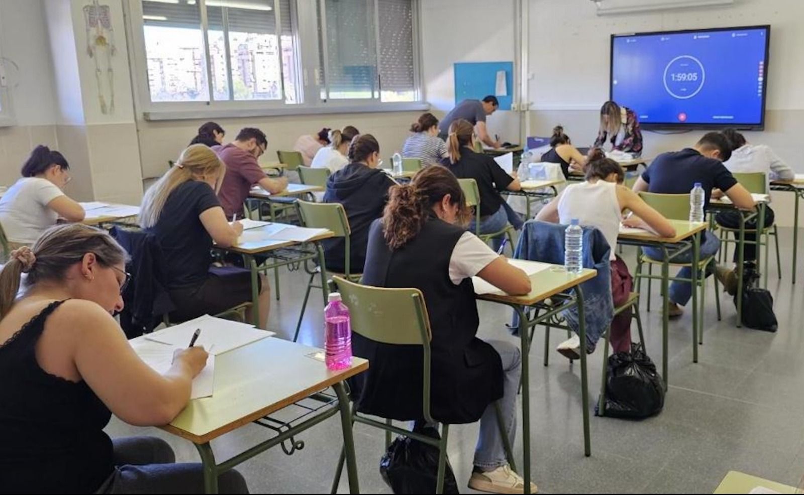 Primer examen de las oposiciones de Educación