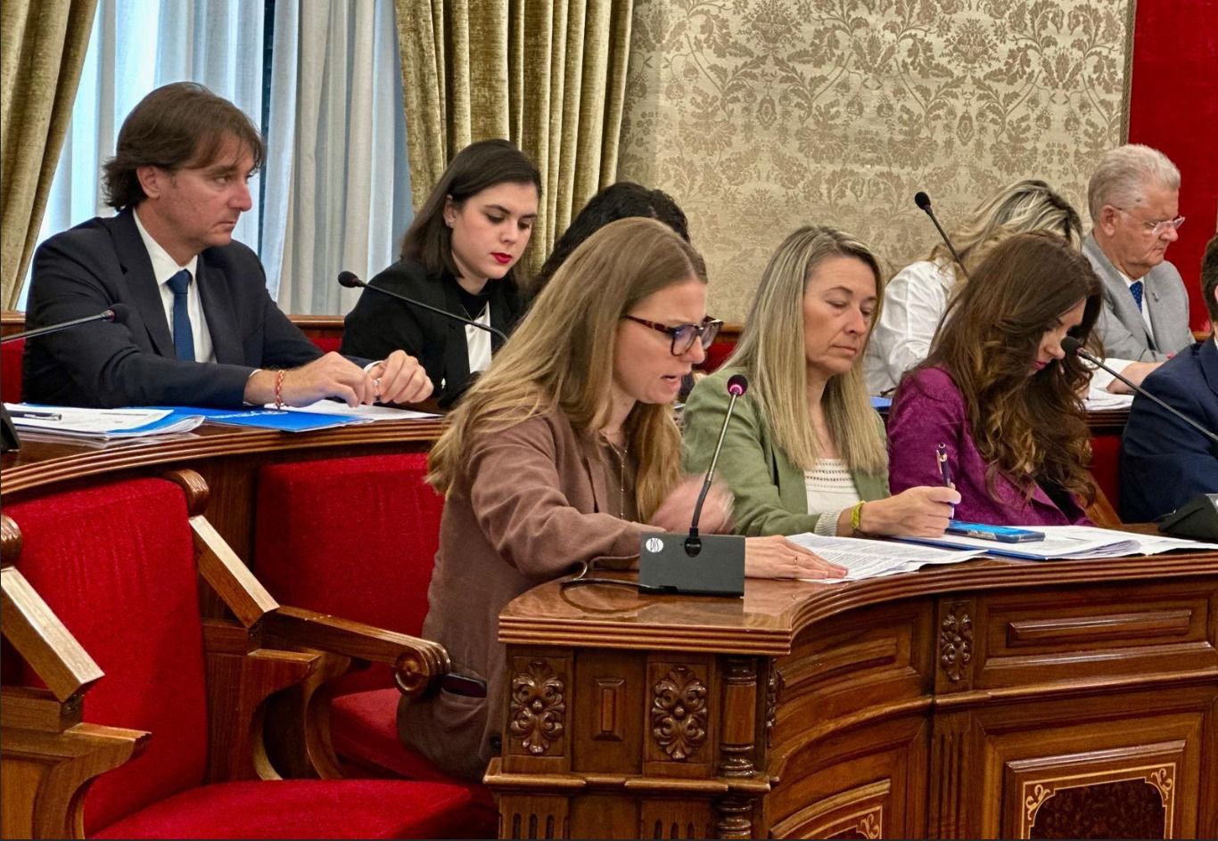 La regidora d'Urbanisme, Rocío Gómez, en el Ple