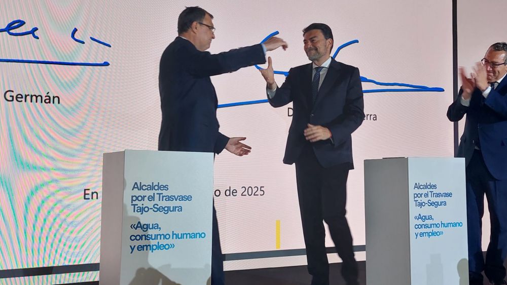 Firma del acuerdo en defensa del trasvase Tajo-Segura Firma del acuerdo en defensa del trasvase Tajo-Segura