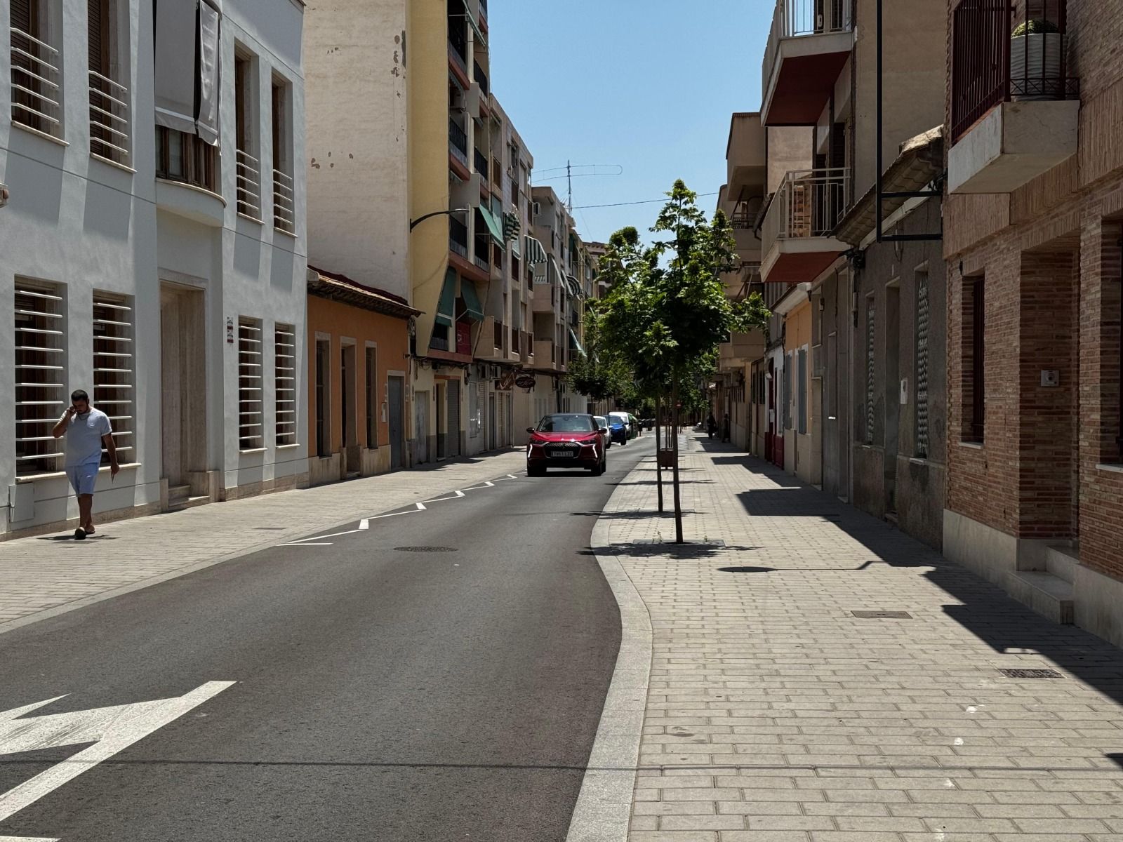 Plataforma instal·lada al carrer Velázquez de Sant Vicent del Raspeig