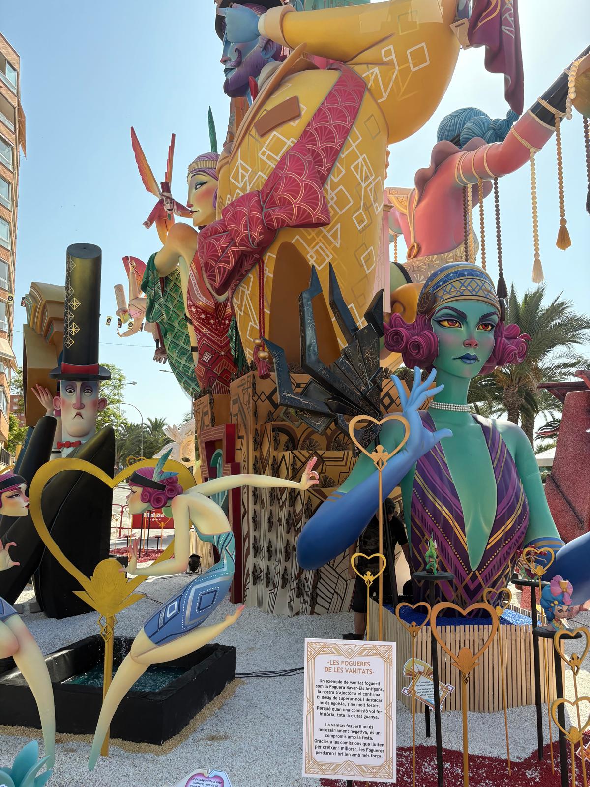 Detalls de la Foguera Baver Els Antigons 2025