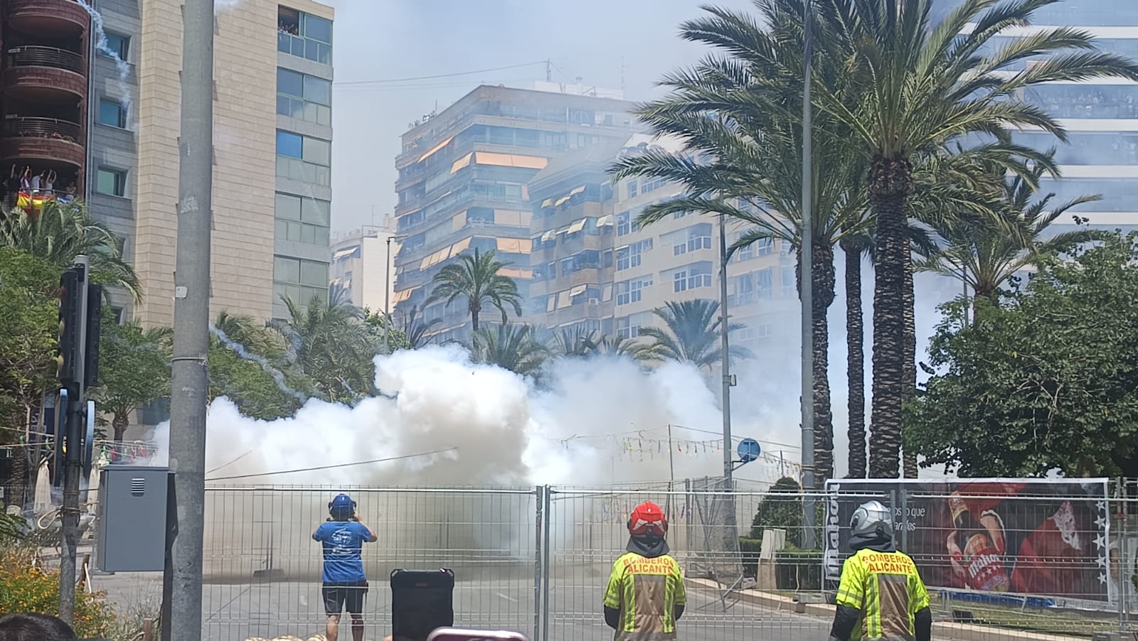 Mascletà en Luceros de Fuegos del Mediterráneo