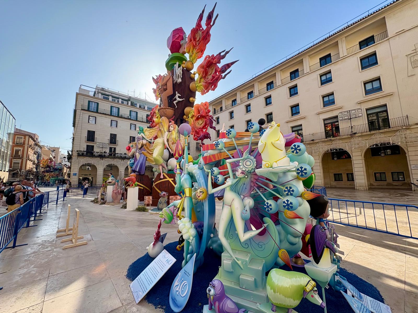 Fogueres Oficials en la Plaça de l'Ajuntament