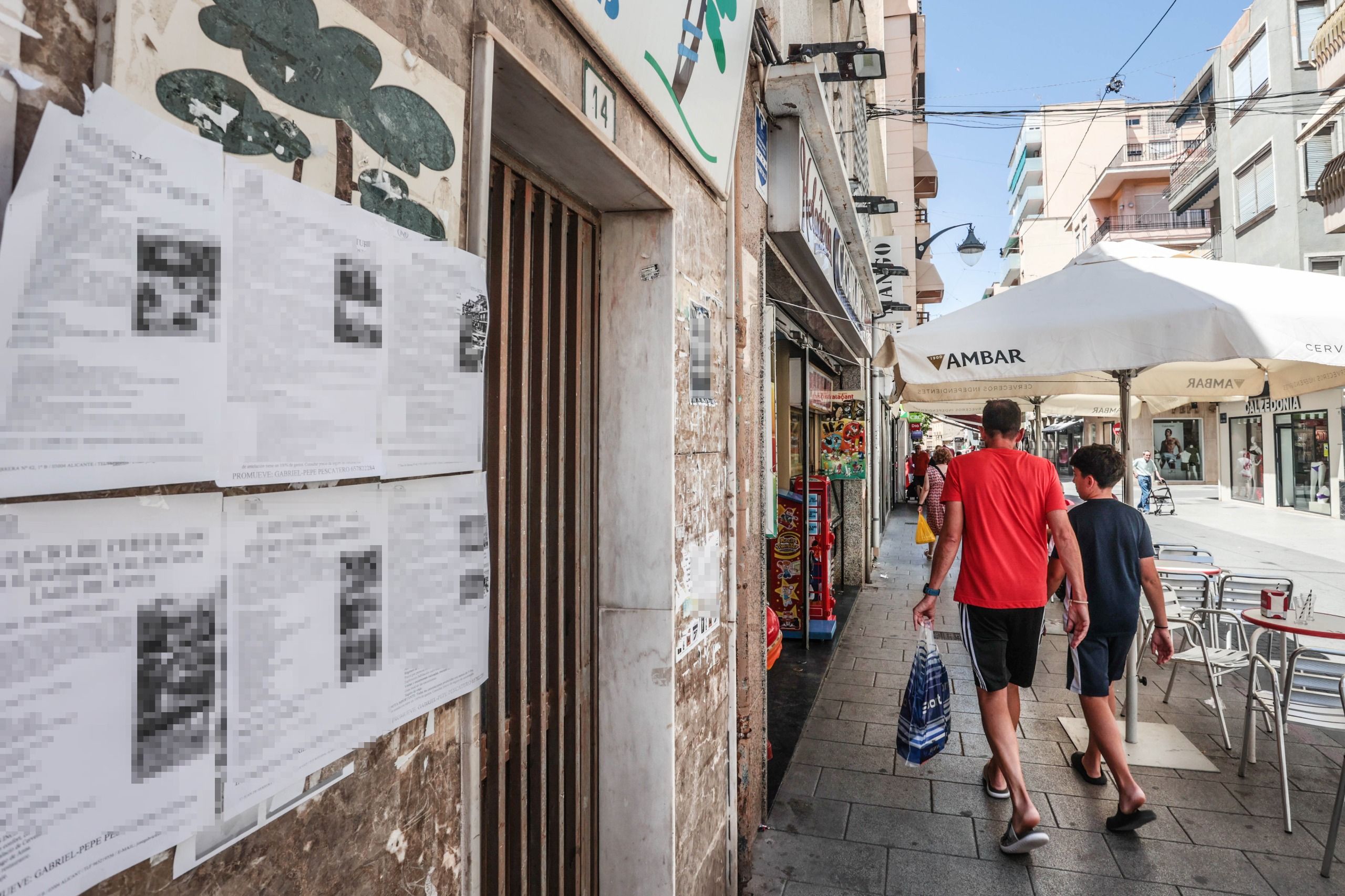 Cartells il·legals a Elda