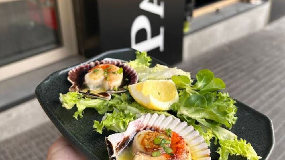 Tapa del menú del Passatge Bar