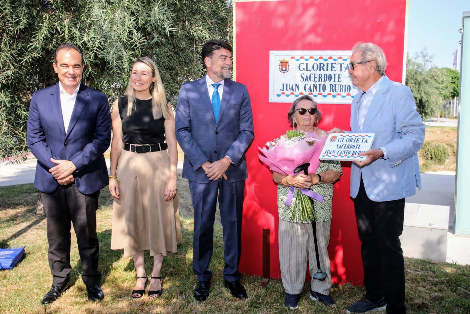 Inauguración de la Glorieta del Sacerdote Juan Cantó Rubio