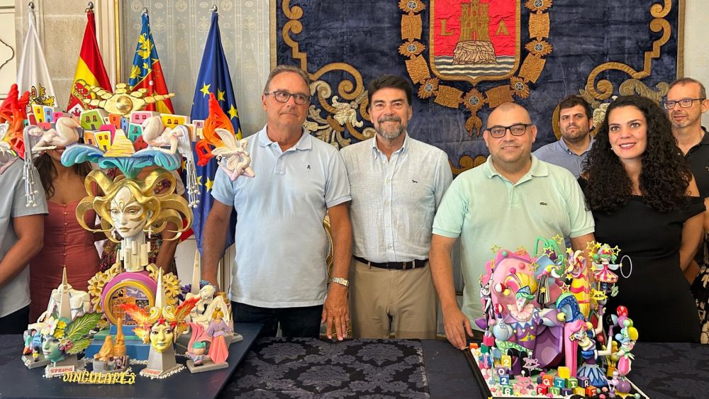 Maquetas de las hogueras de la plaza del Ayuntamiento para 2026 Maquetas de las hogueras de la plaza del Ayuntamiento para 2026
