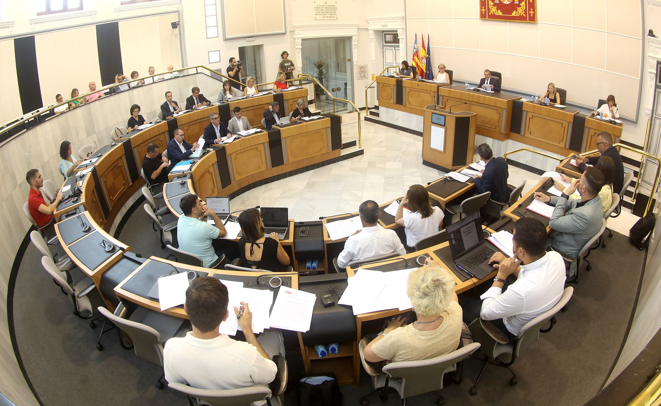 Pleno de la Diputación de Alicante