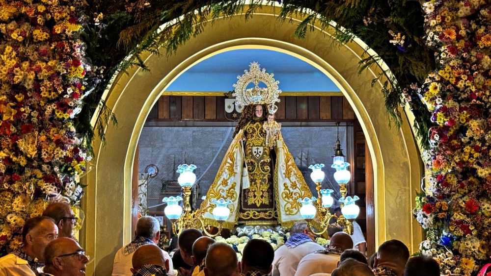Processó de la Verge de Loreto durant les festes de Santa Pola Processó de la Verge de Loreto durant les festes de Santa Pola