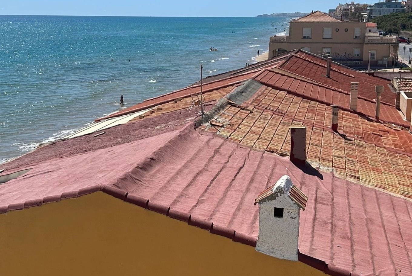 Casas históricas de la playa de Babilonia en Guardamar