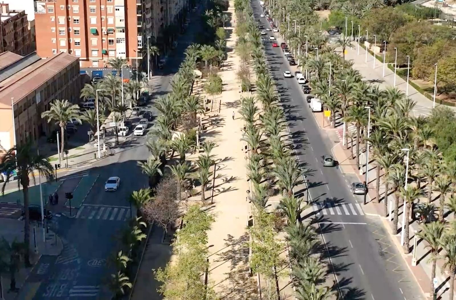 Imatge aèria de l'avinguda de la Universitat a Elx