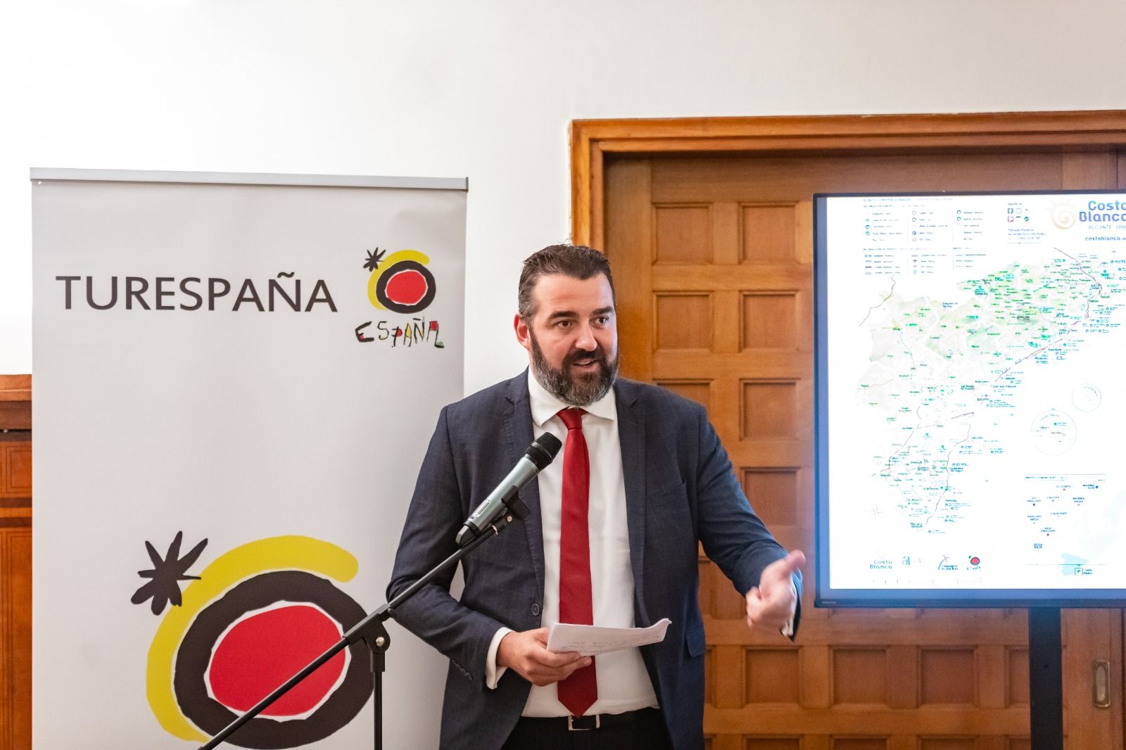 José Mancebo durant la presentació de destí a Grècia