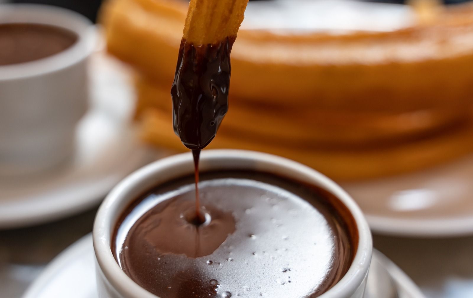 Churro goteando chocolate caliente (Foto: Armando Oliveira)