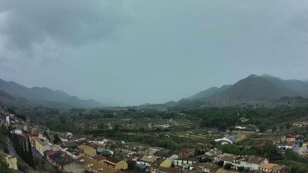 Imagen de Torremanzanas desde la estación meteorológica de AVAMET