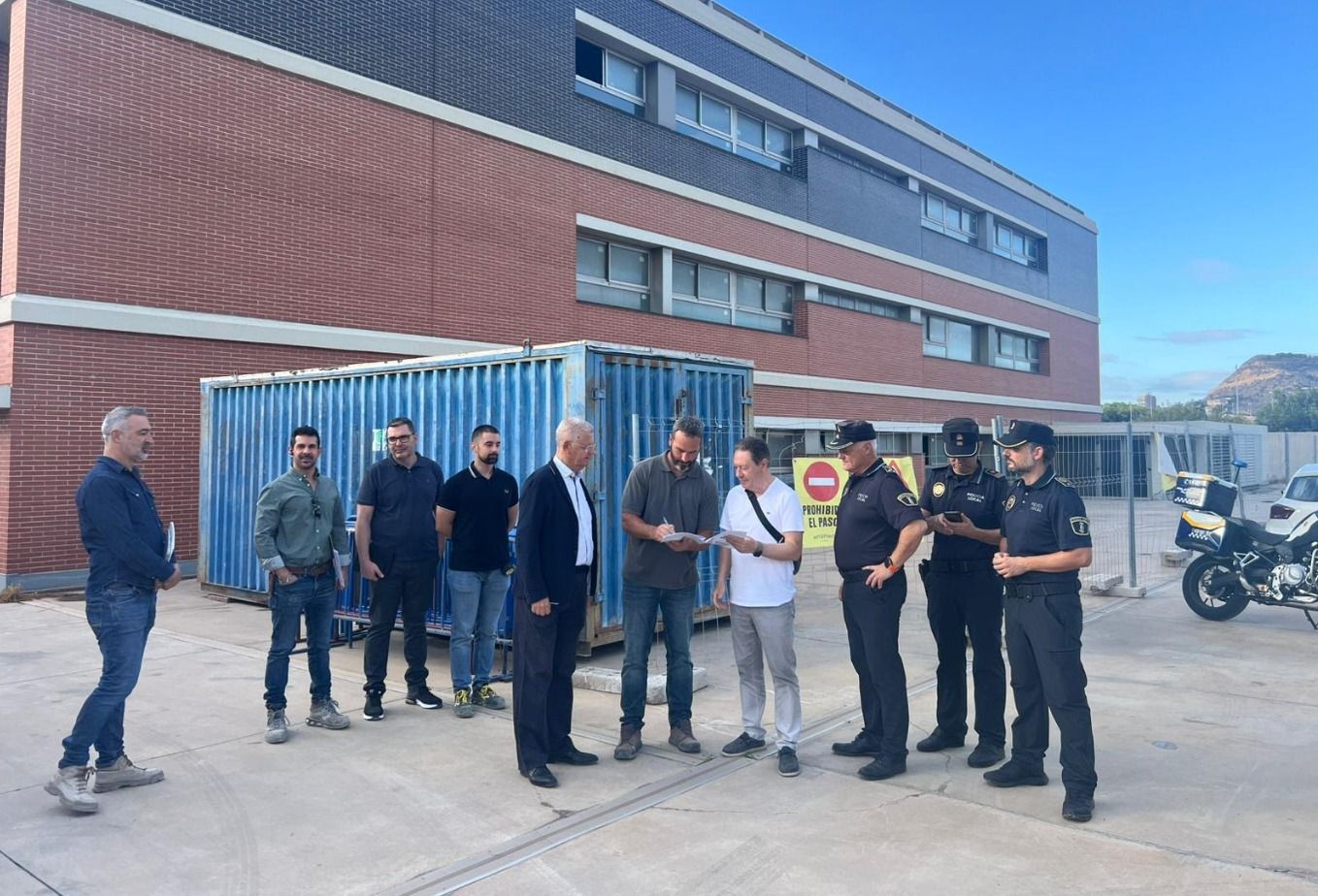 Firma de l'acta replantege de les obres de la nova Direcció Policia Local a Alacant