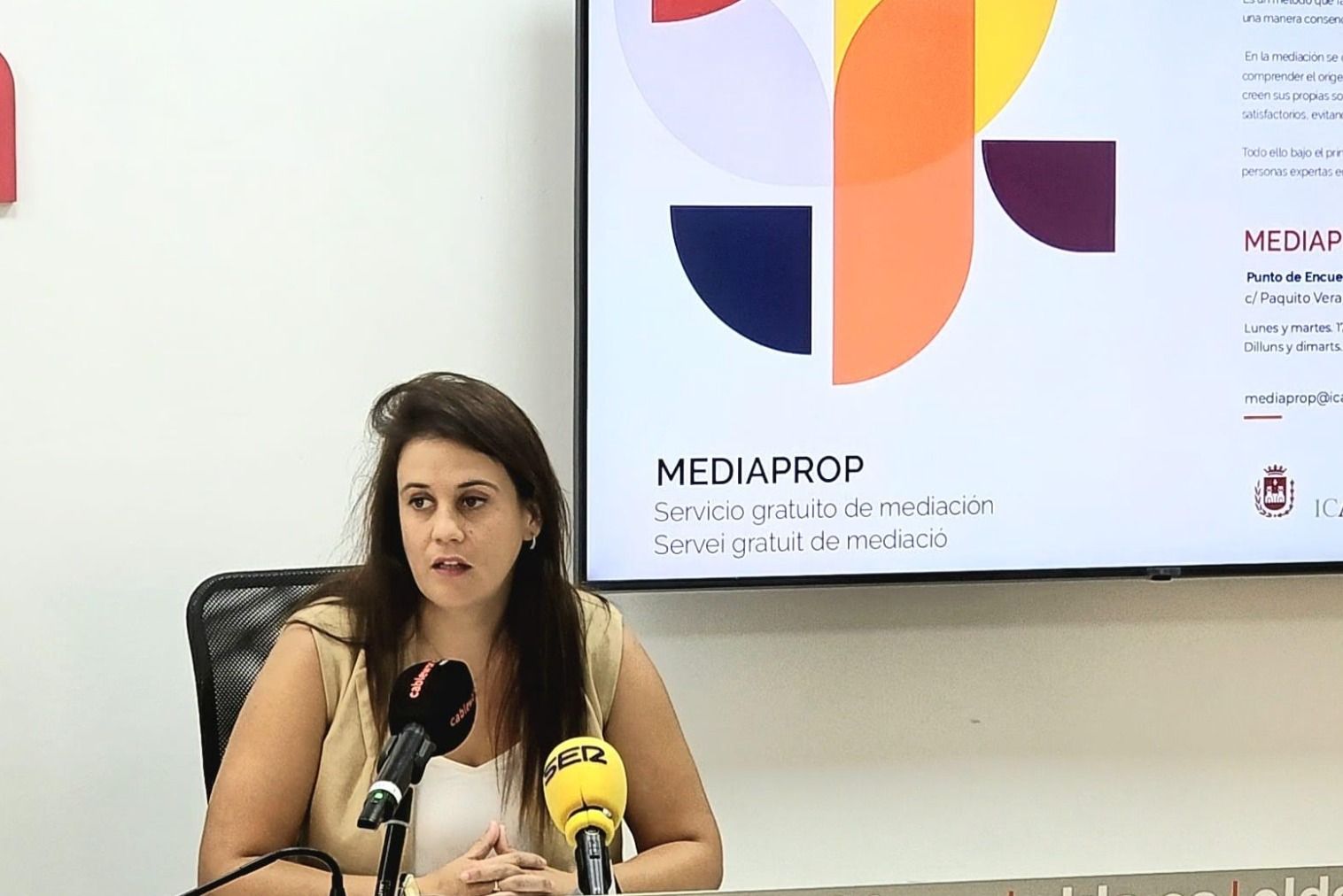Rueda de prensa del servicio MEDIAPRROP en Elda