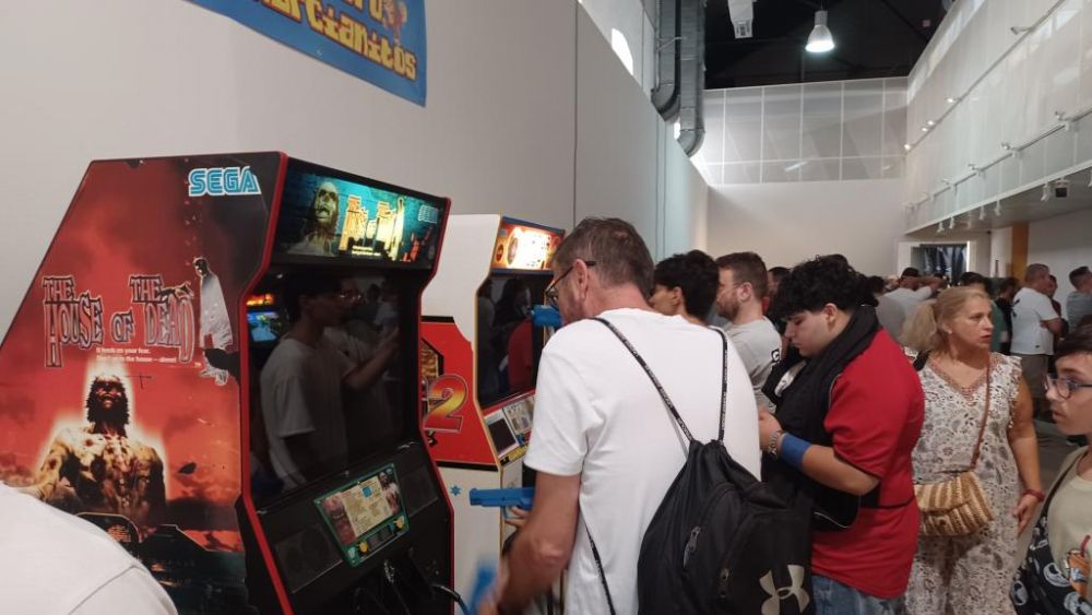 Màquina de jocs arcade en Retroalacant