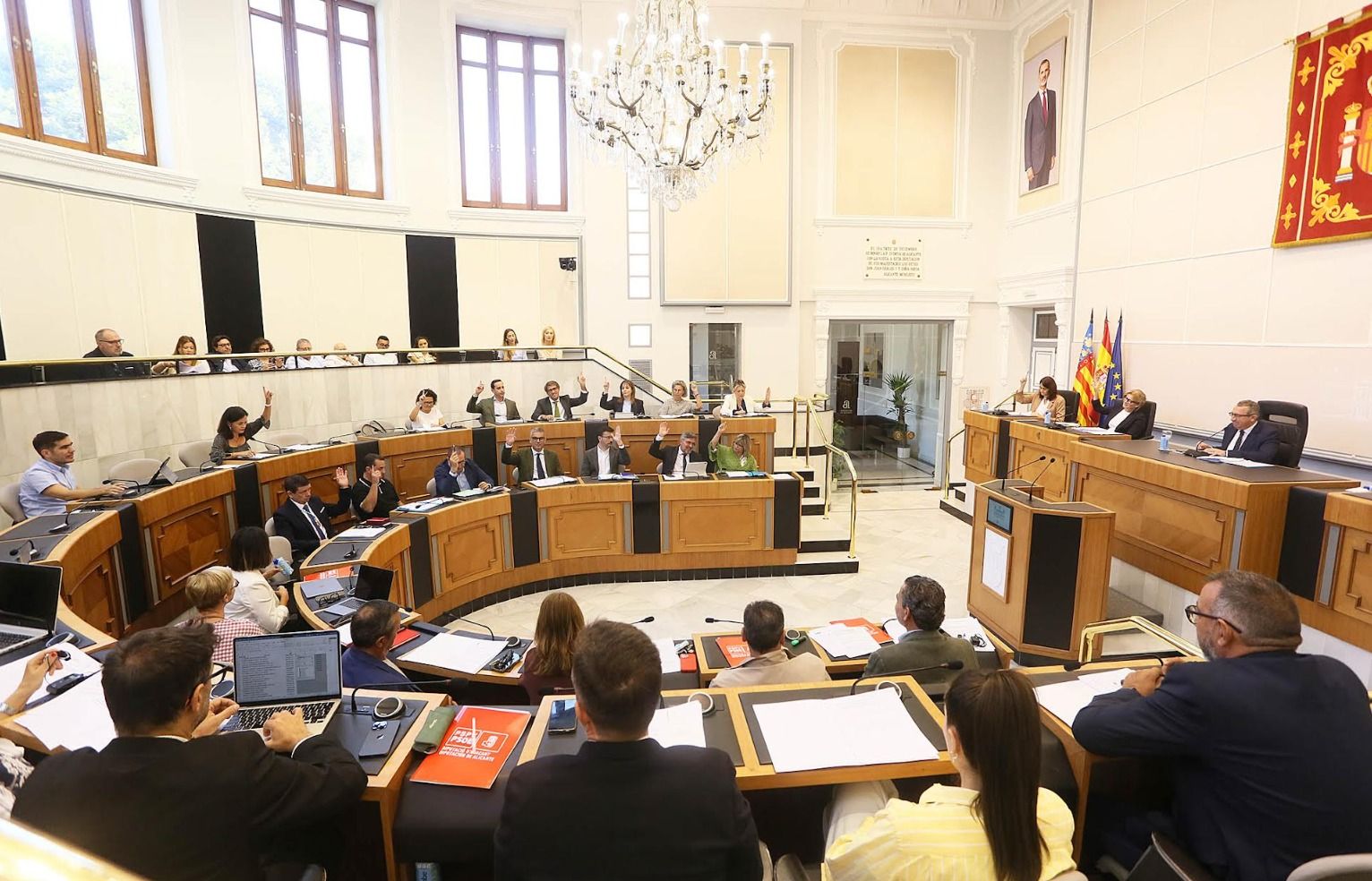 Ple ordinari del mes d'octubre a la Diputació d'Alacant