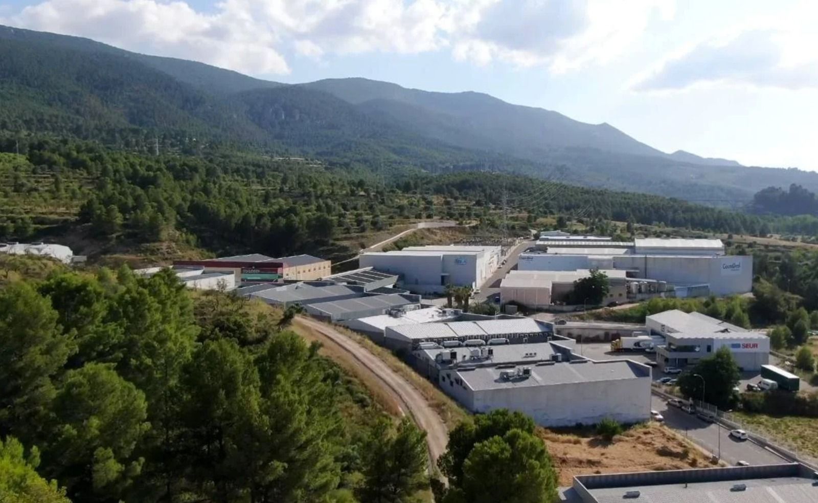 Imagen aérea de un polígono industrial en Alcoy