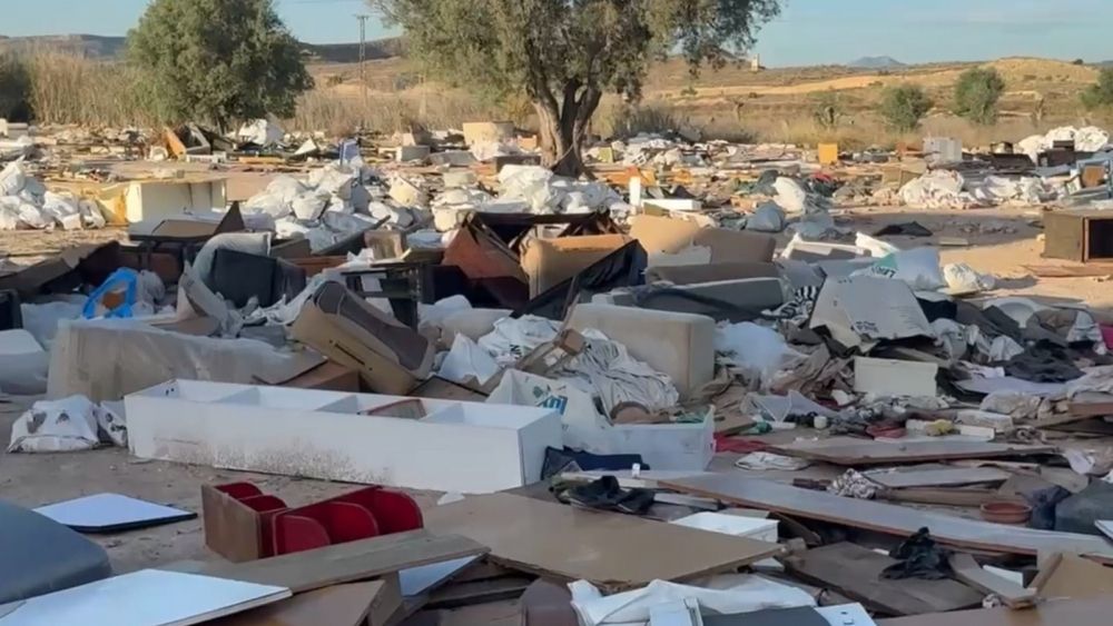 Una zona de escombreras en las proximidades del cementerio de Alicante