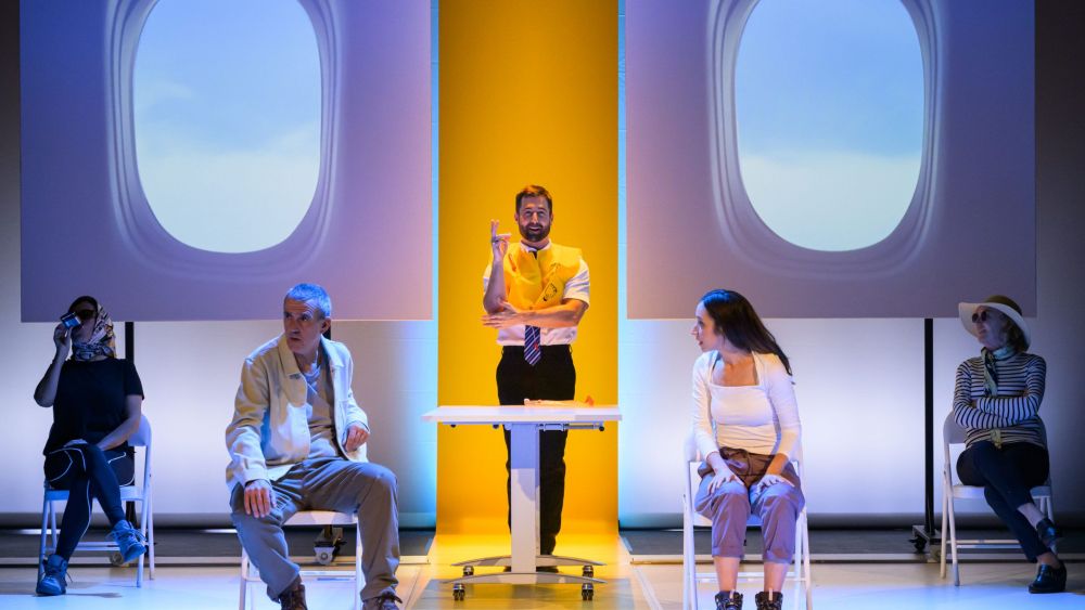 Obra de teatre 'Ni flors, ni funeral, ni cendres, ni tantán' Obra de teatre 'Ni flors, ni funeral, ni cendres, ni tantán'