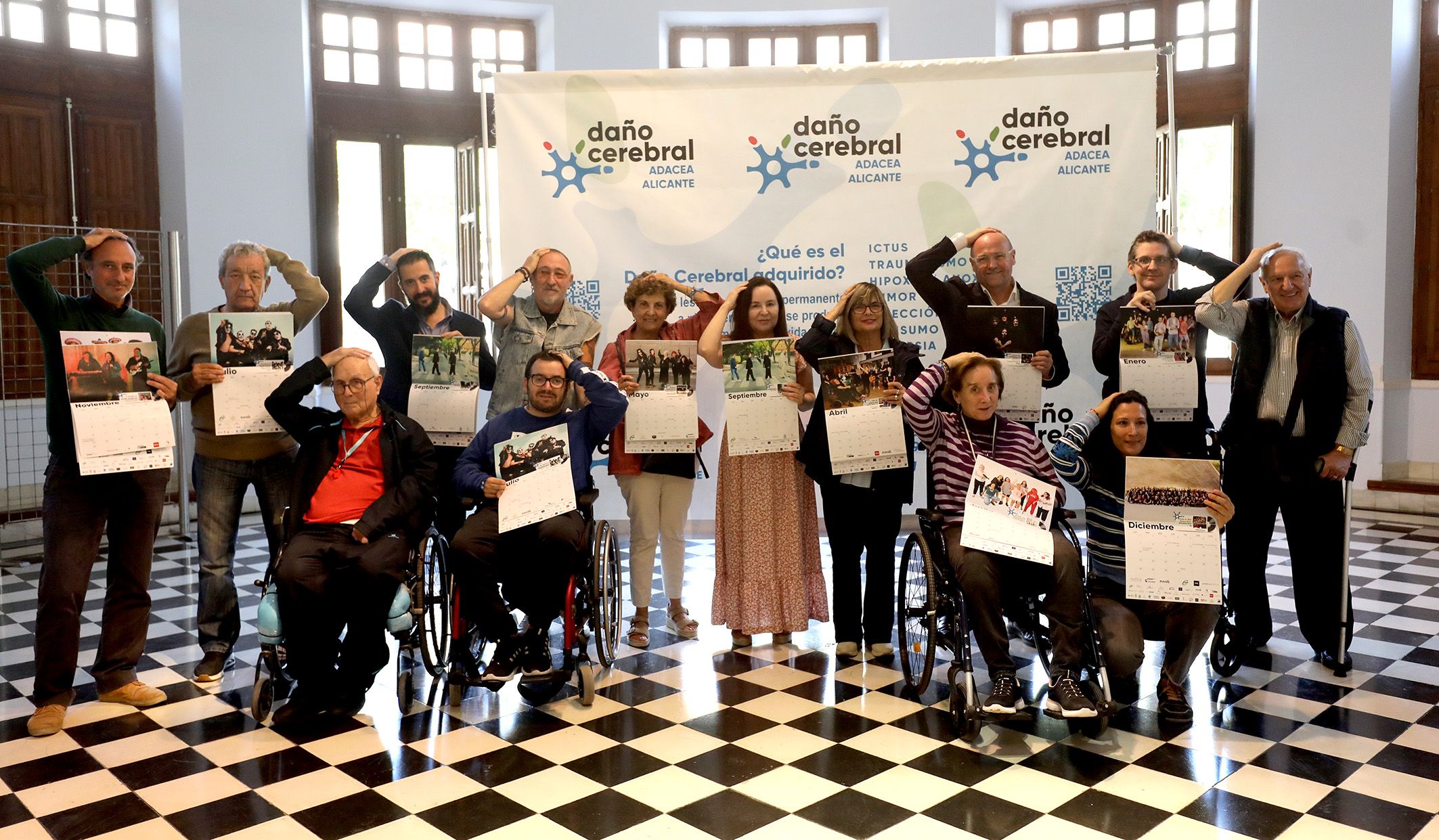 Presentación del calendario solidario de ADACEA 2026