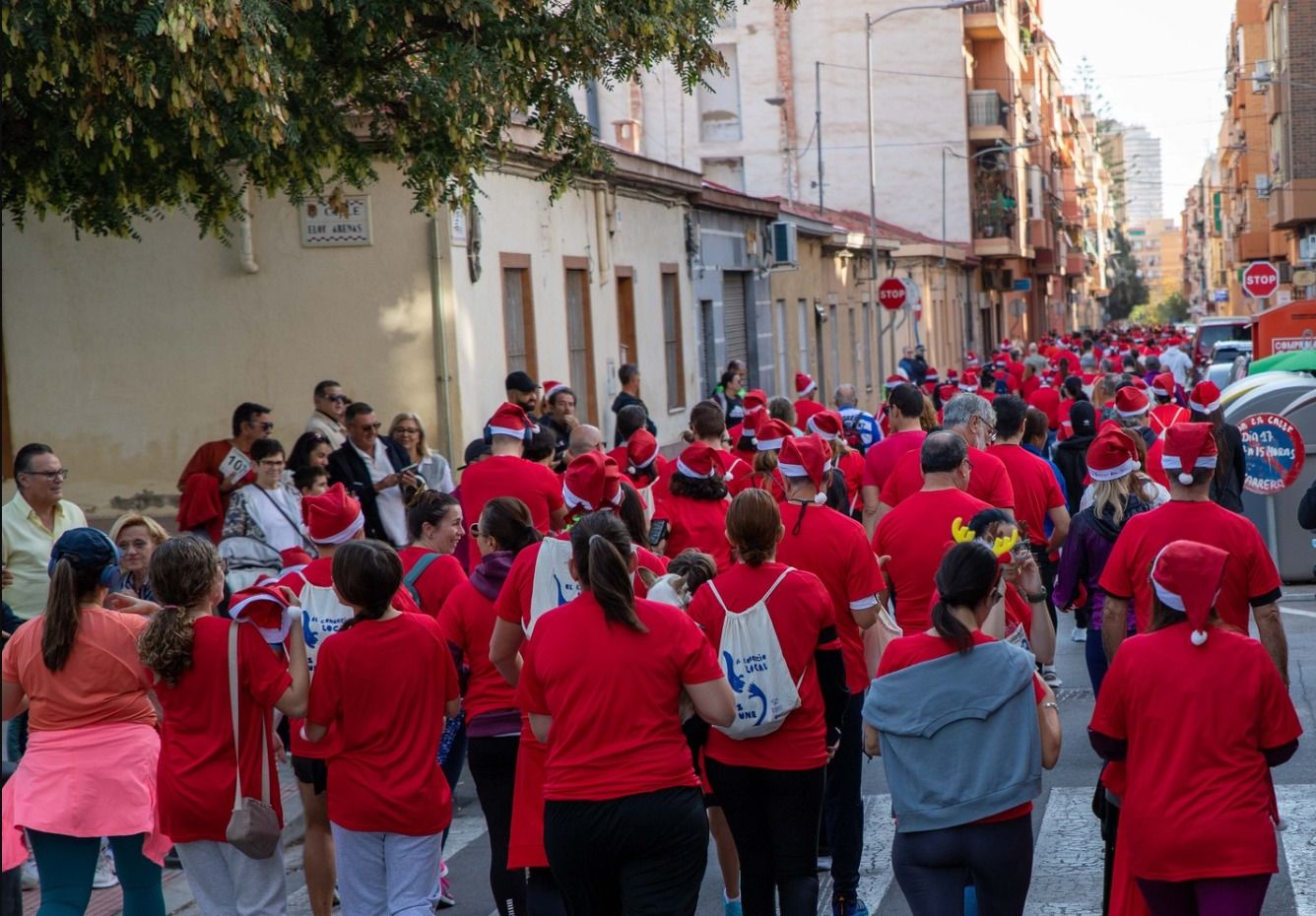 Cursa Popular de Pare Noel a Alacant (Foto: 15 Cumbres)