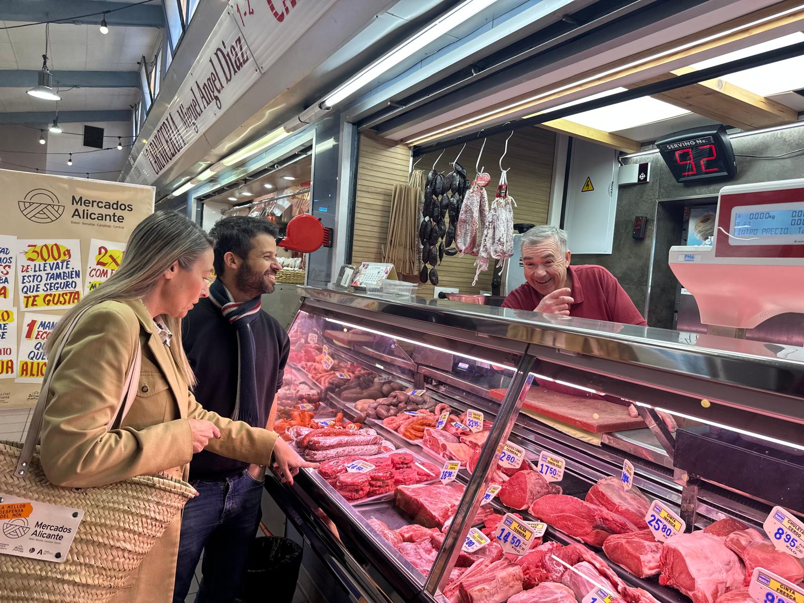 Un lloc de carn en el mercat de Benalua d'Alacant