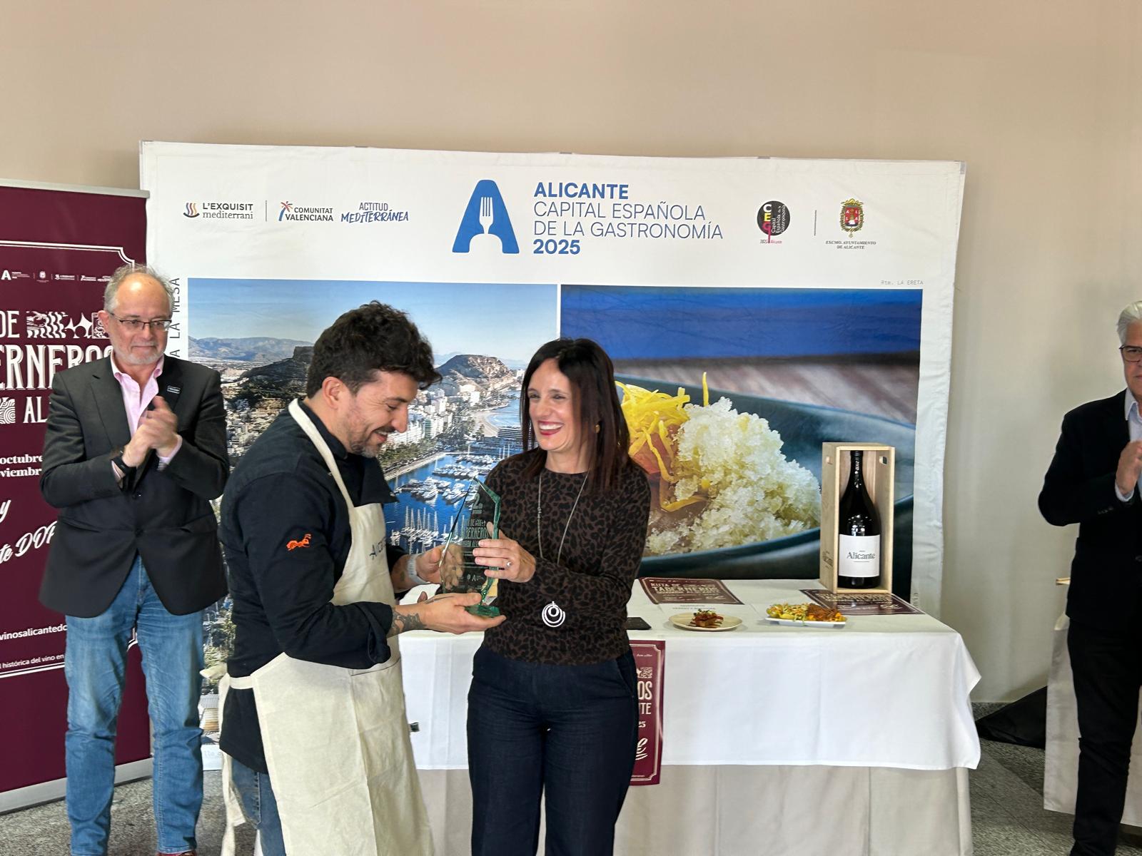 Insensato recibe el premio a la mejor tapa tabernera de Alicante