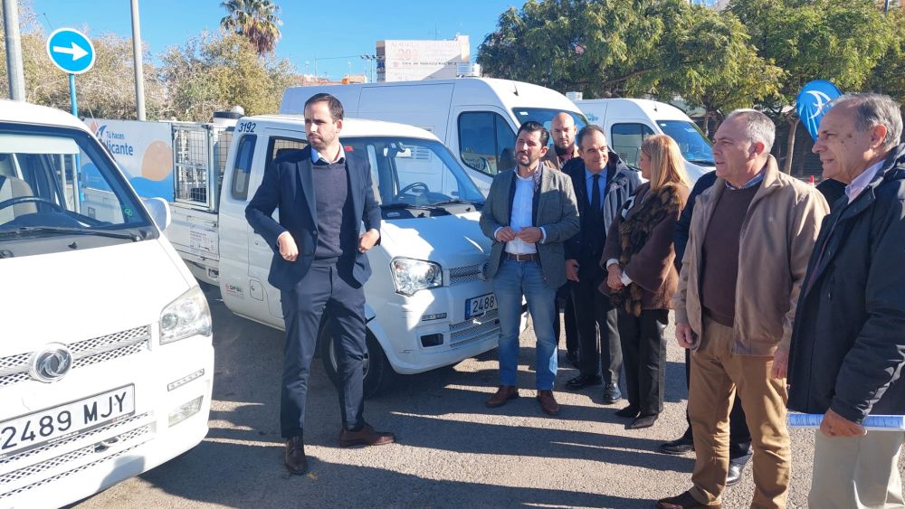 Presentació dels nous vehicles de neteja a Alacant Presentació dels nous vehicles de neteja a Alacant