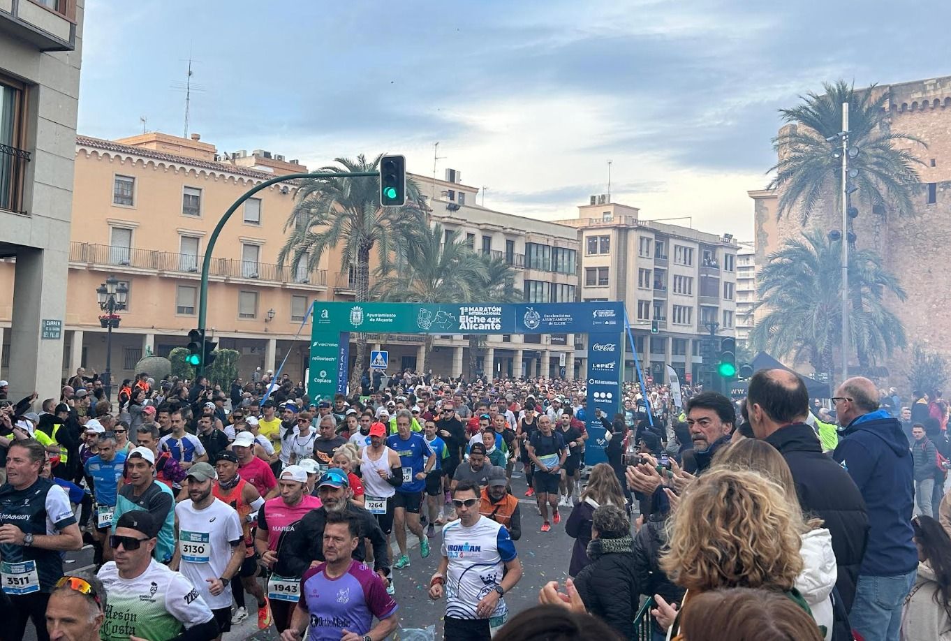 Eixida de la marató des de la ciutat d'Elx