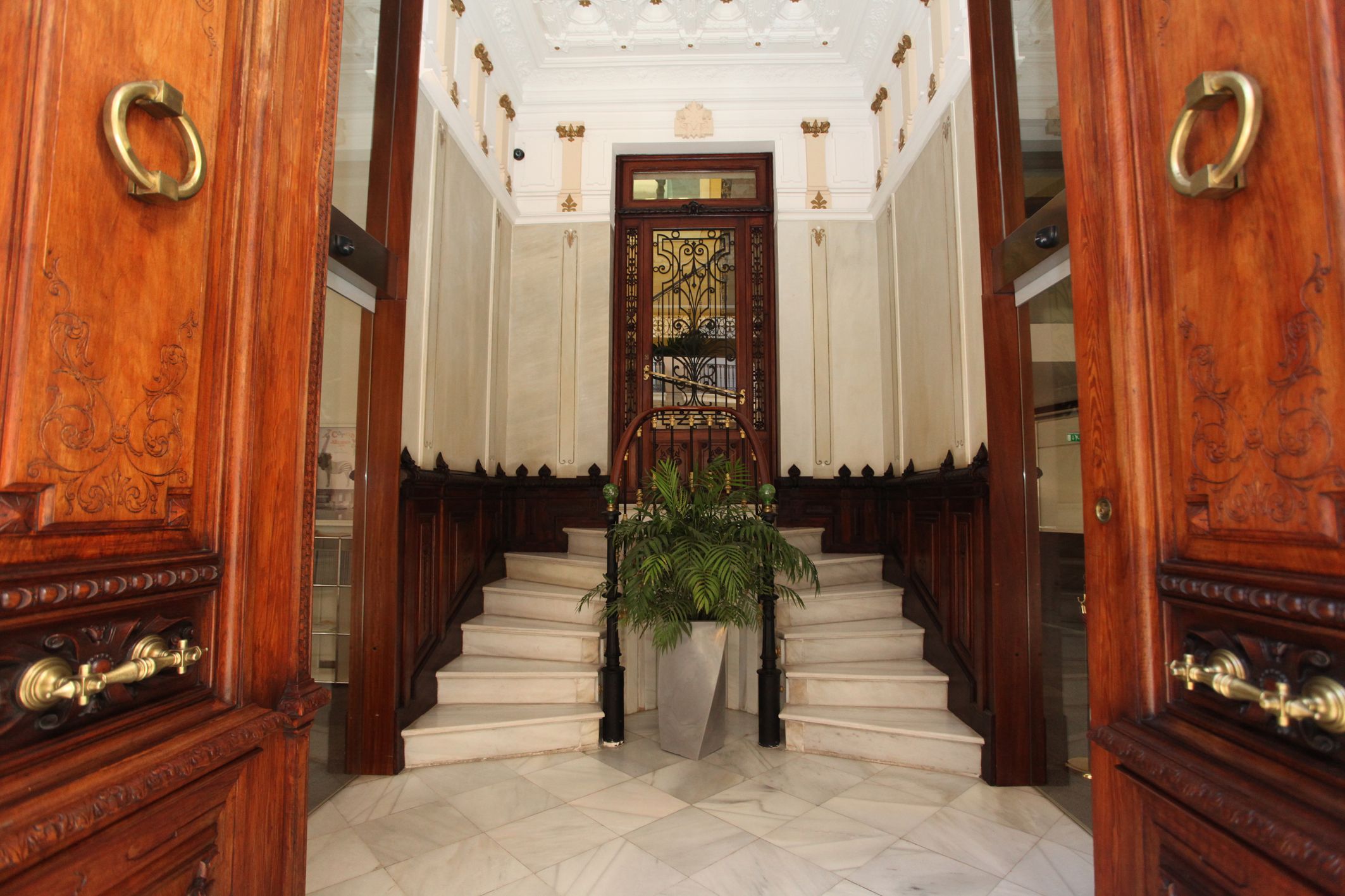 Escales de l'Institut Alacantí de Cultura Juan Gil-Albert Escales de l'Institut Alacantí de Cultura Juan Gil-Albert