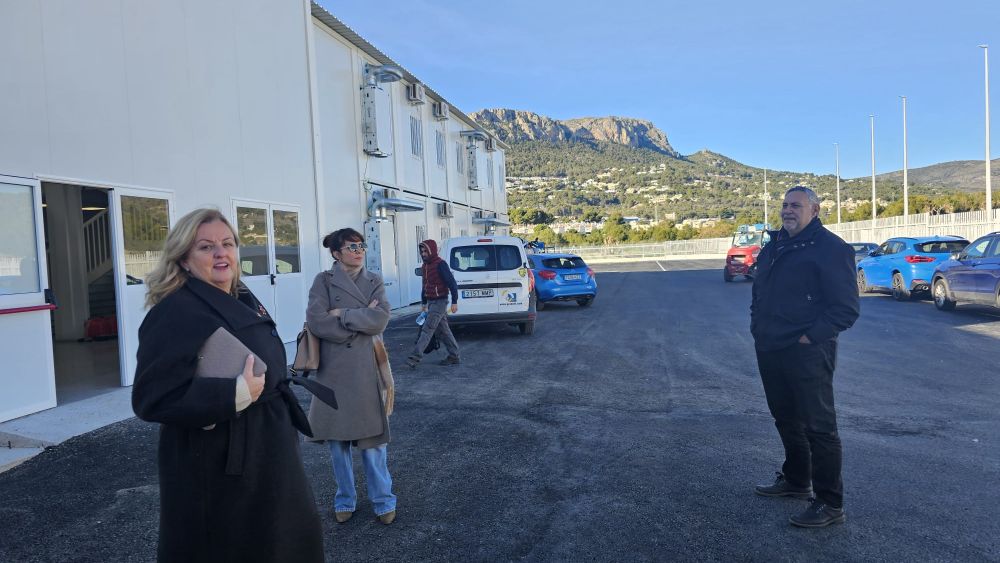 Visita al nou recinte del CEIP Oltà amb aules prefabricades