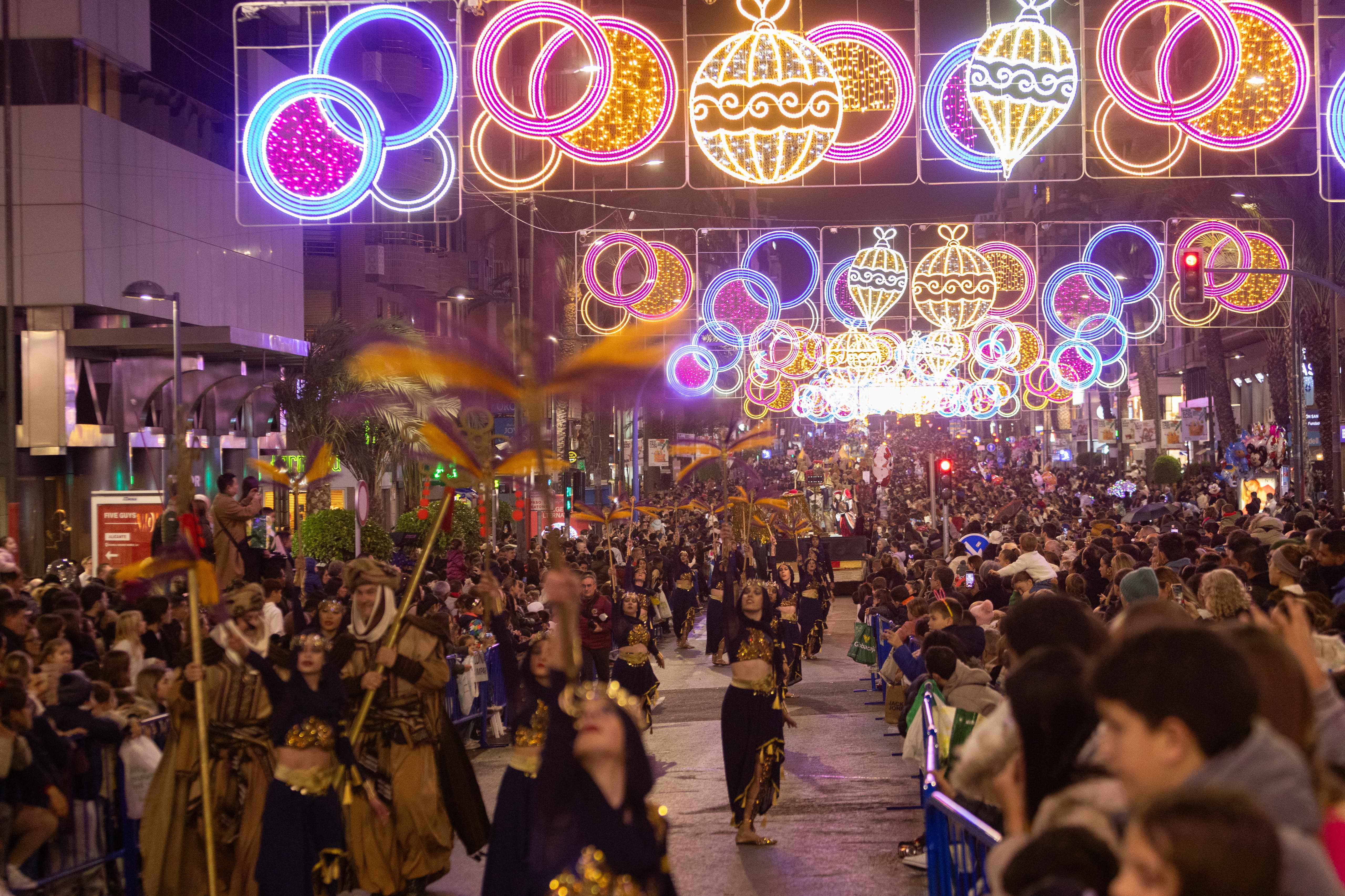 Cabalgata de Reyes Magos Alicante 2025