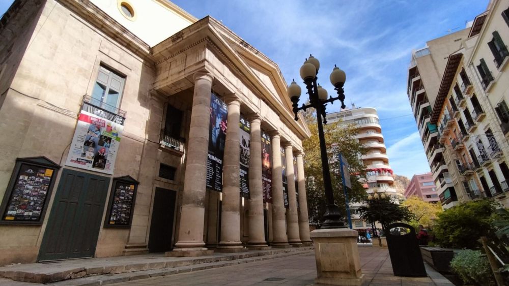 Fachada del Teatro Principal de Alicante