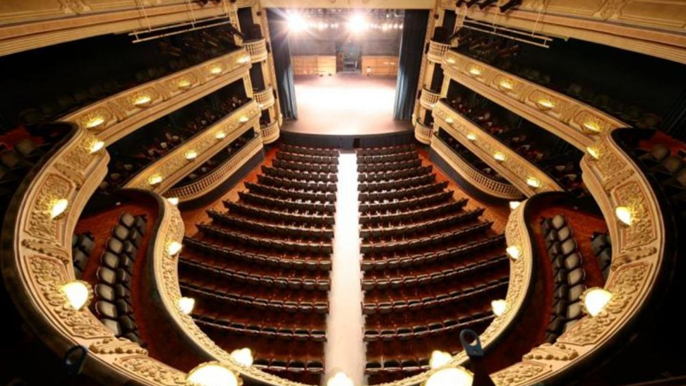 Vista del patio de butacas del Teatro Principal de Alicante