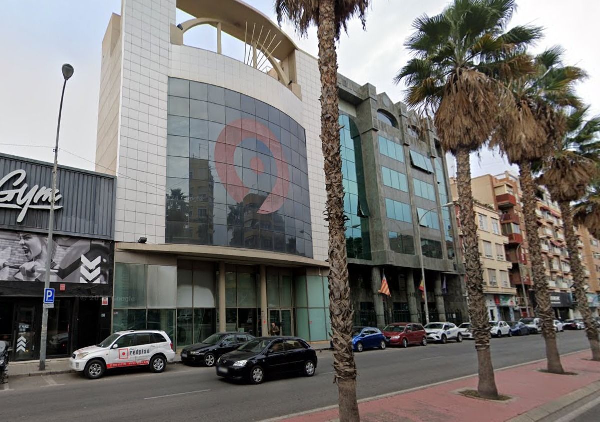 Edifici de l'antiga seu de Canal 9 a Alacant