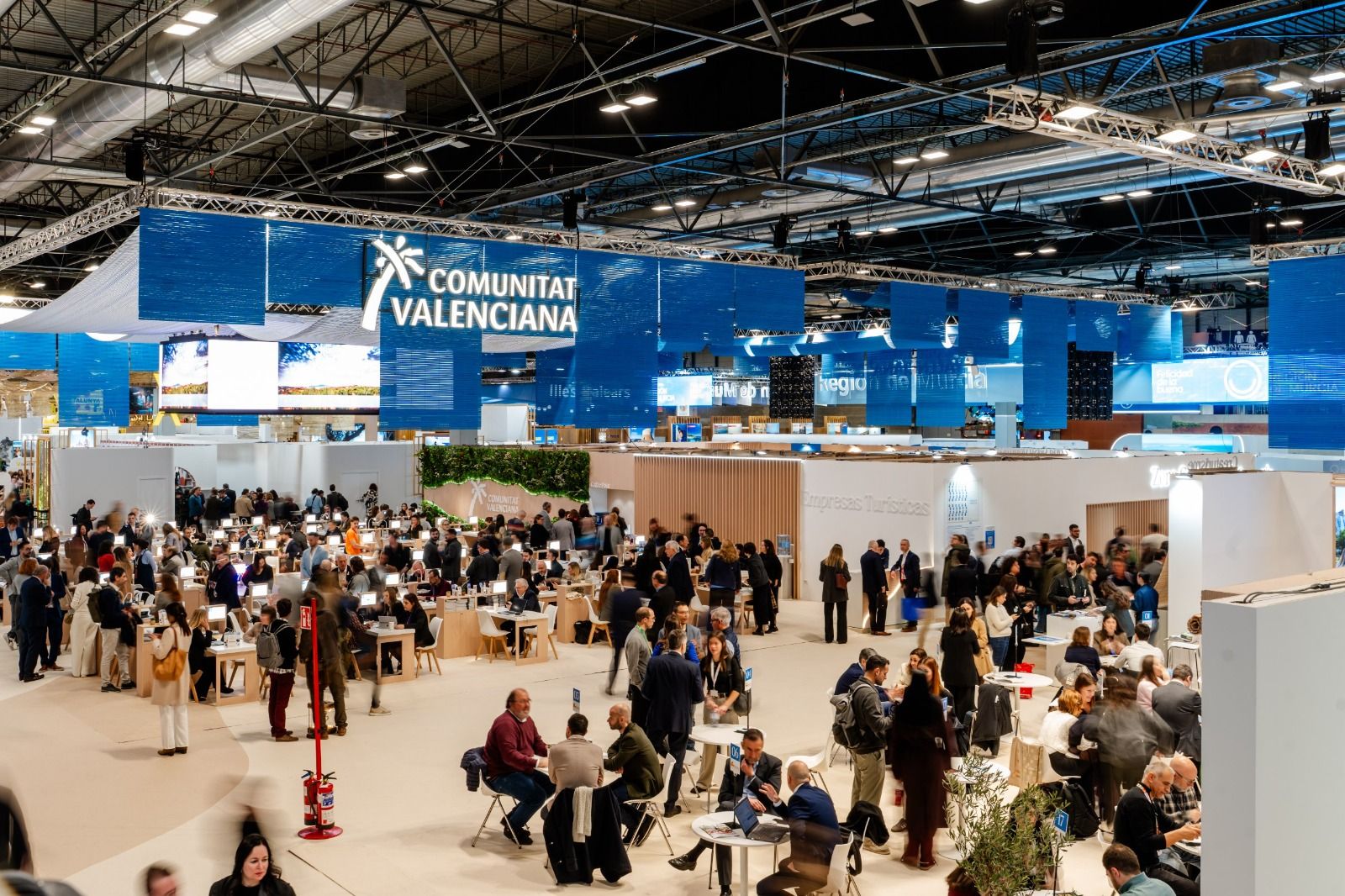 Espai per a reunions en l'estand de la Comunitat Valenciana en Fitur 2026