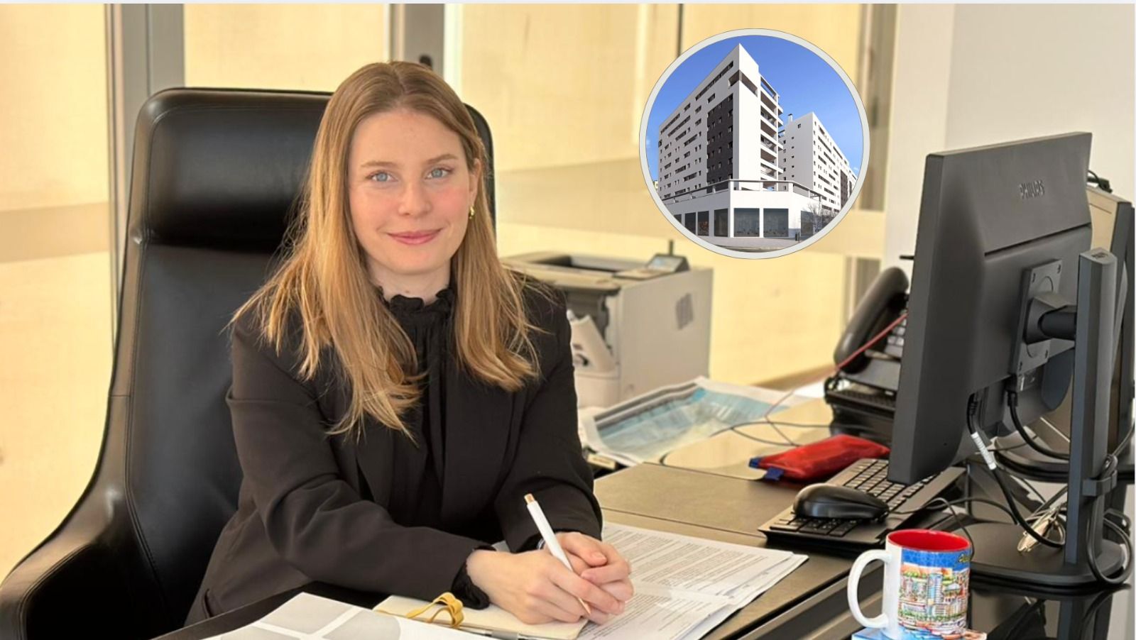 Muntatge de la regidora d'Urbanisme d'Alacant, Rocío Gómez, i la promoció de vivendes públiques adjudicades Muntatge de la regidora d'Urbanisme d'Alacant, Rocío Gómez, i la promoció de vivendes públiques adjudicades