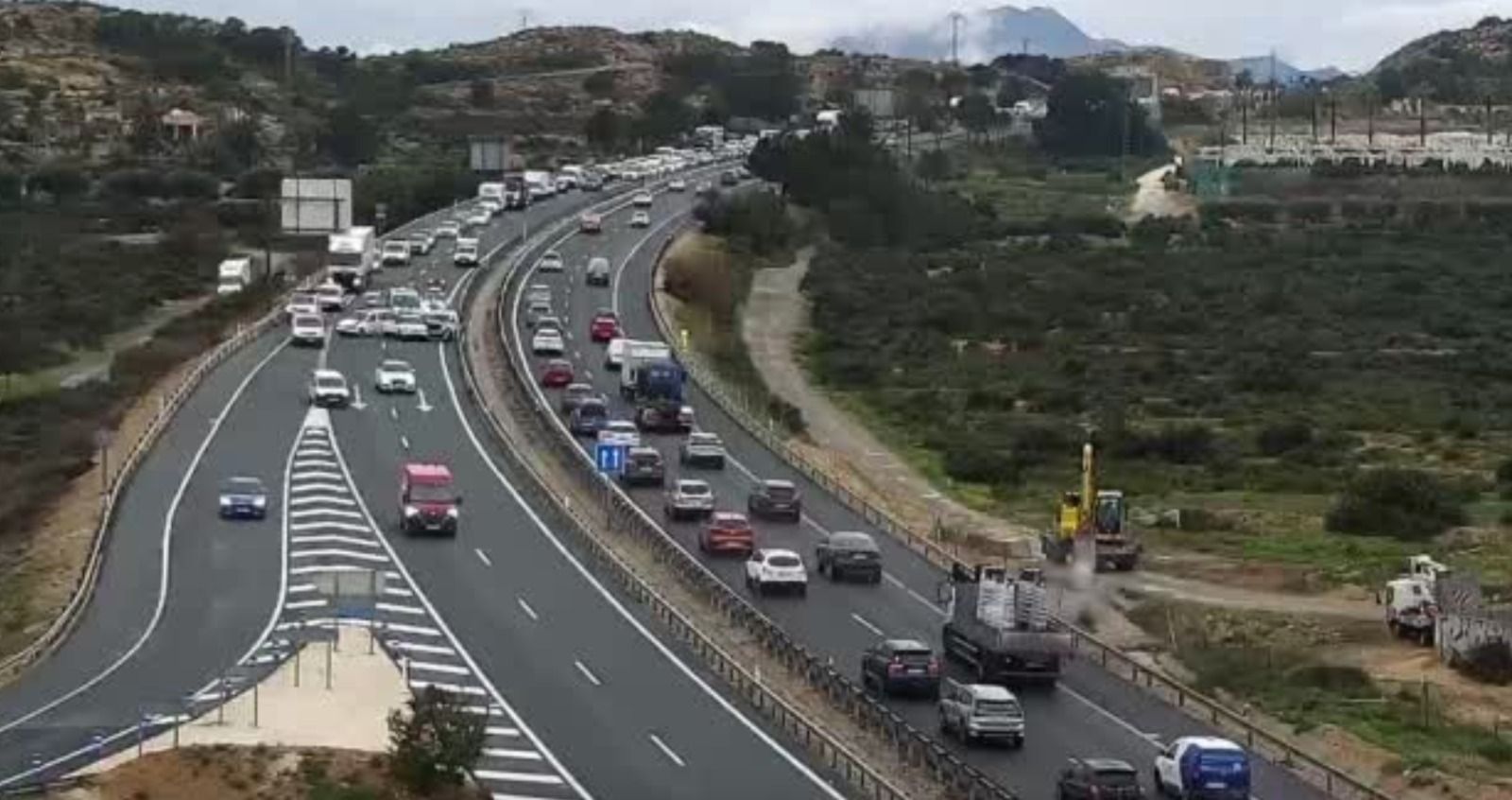 Accident en l'A-70 a l'altura de l'aeroport (Foto: DGT)