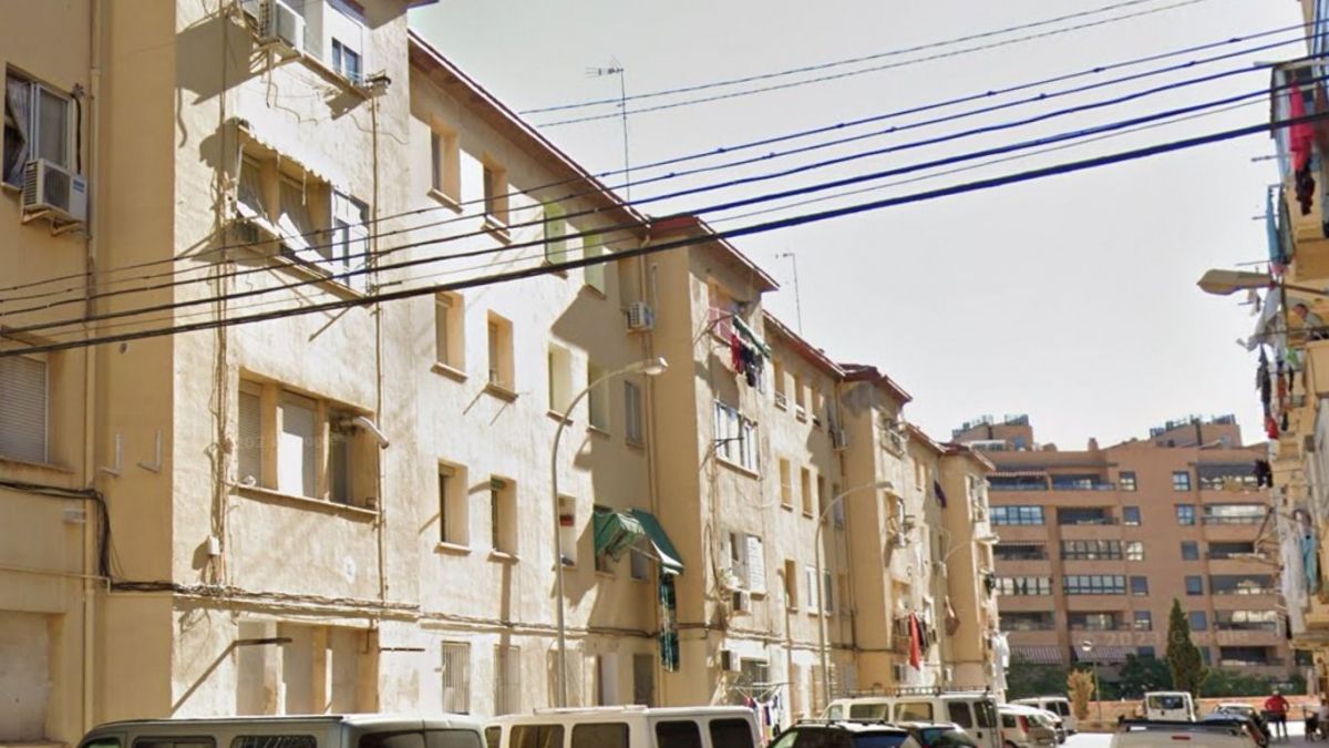 Edifici de vivendes afectat pel greu incendi a Alacant