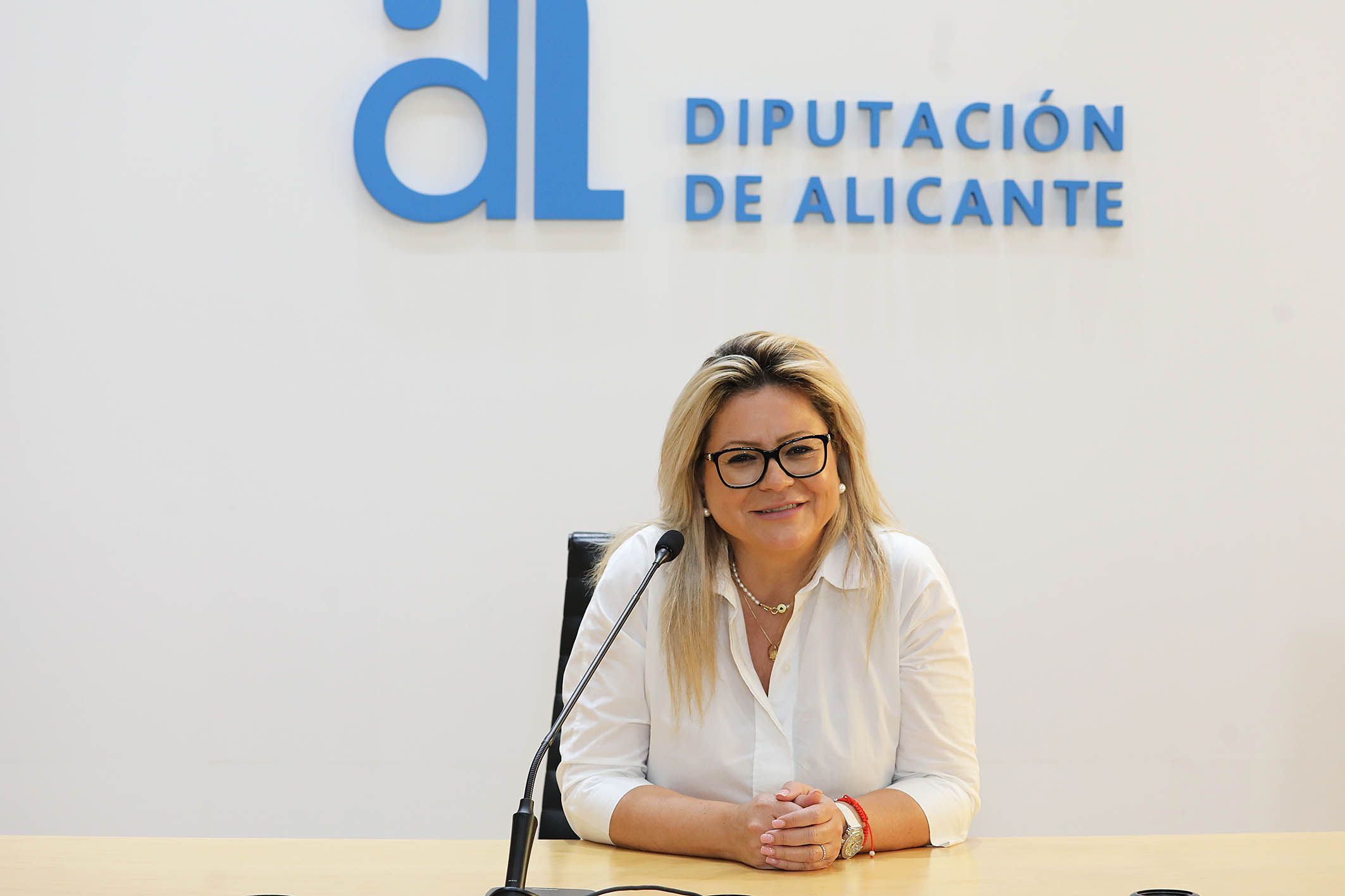 La diputada i regidora d'Alacant Cristina García Garri La diputada i regidora d'Alacant Cristina García Garri