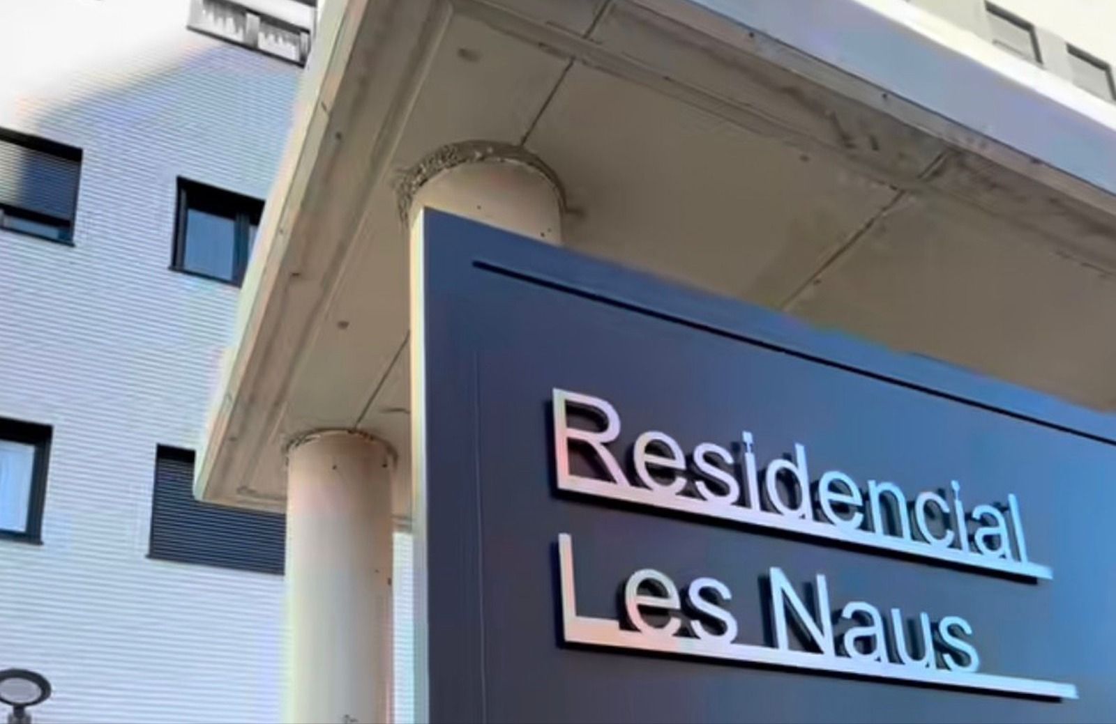 Cartell del Residencial Les Naus embolicat en l'escàndol de les VPP d'Alacant