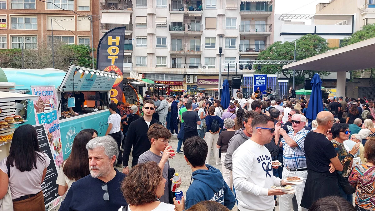 Alacant Street Market en la plaza Séneca de Alicante