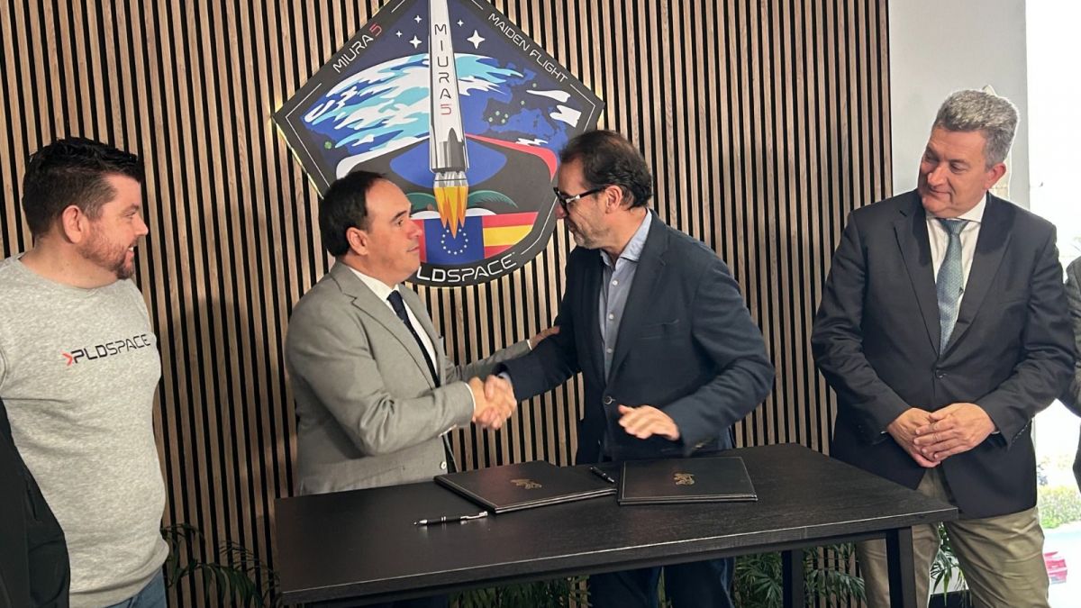 Firma de l'acord entre PDL Space i la Generalitat Valenciana