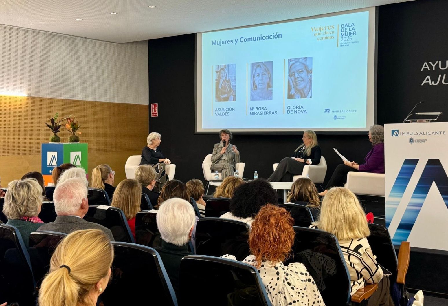 Imagen de archivo de la VII Gala de la Mujer en Impulsalicante