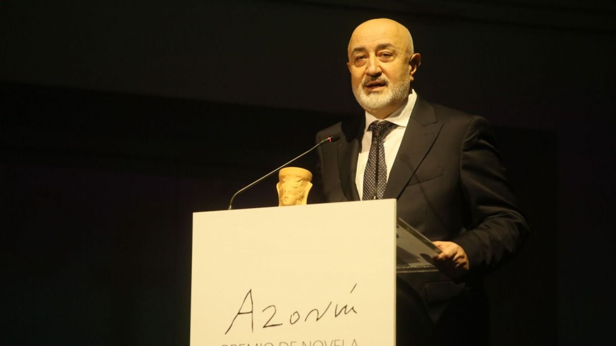 Pablo Álvarez recoge el Premio Azorín de Novela 2026